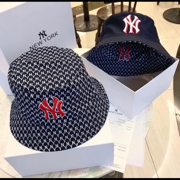 **BRAND NEW** Dark Blue Reversible Unisex NY Bucket Hats - Picture 1 of 1